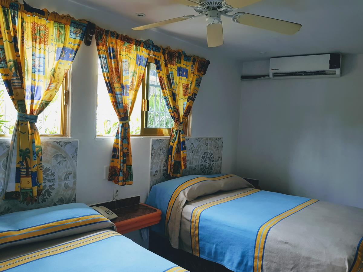 Hotel Bahia อิกซ์ทาปา ภายนอก รูปภาพ